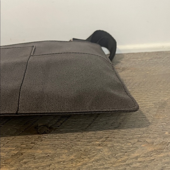 SHERPANI Viso Crossbody Travel Bag RFID - Picture 5 of 12